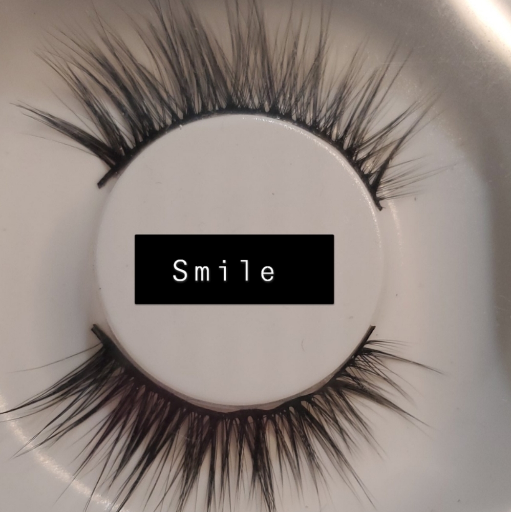 Eyelaches